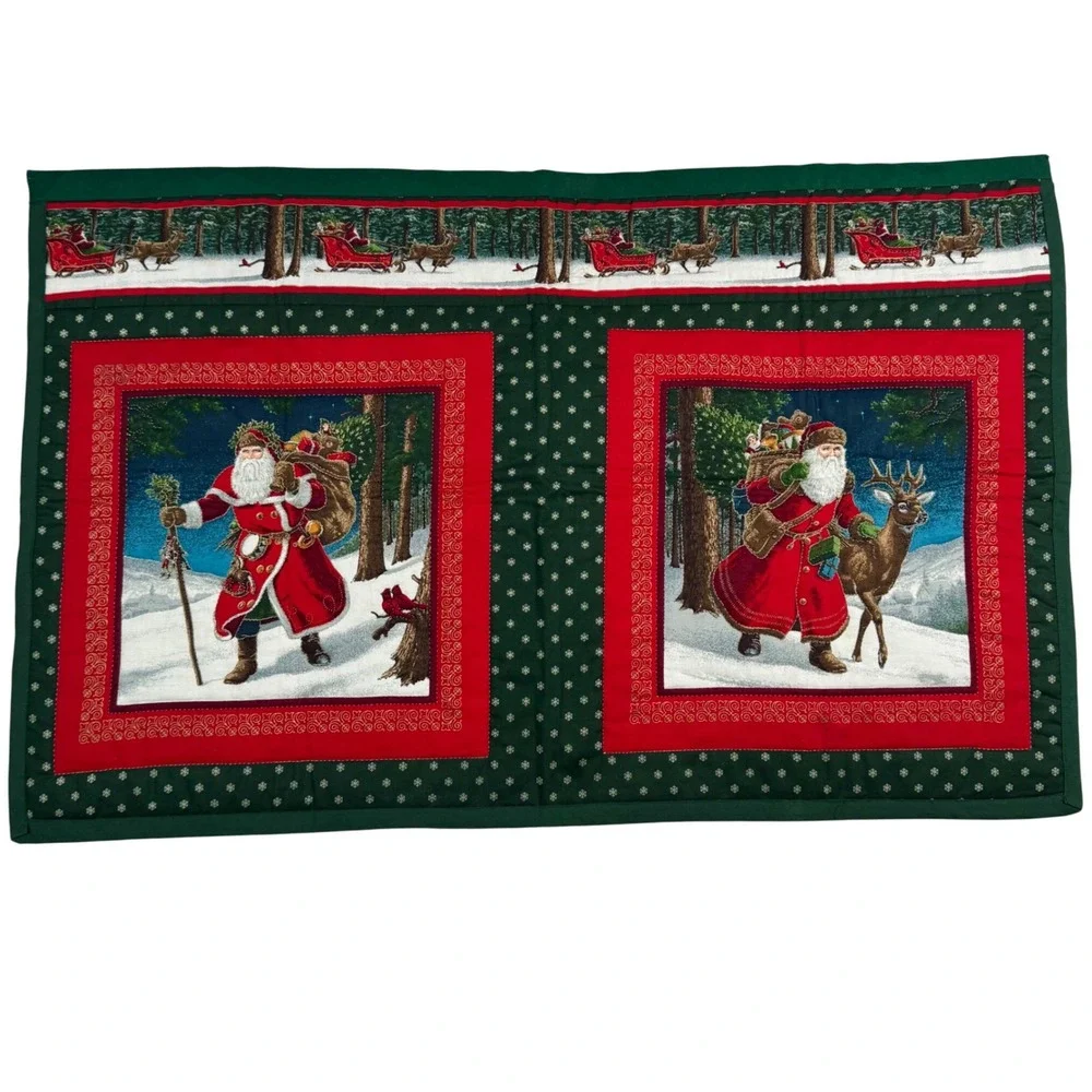 VTG Handmade Quilted Table Runner Santa‎ Father Christmas Reindeer Paisley 21x33